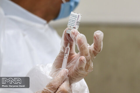 دواطلبان تزریق واکسن "کونژوگه" ثبت‌نام کنند